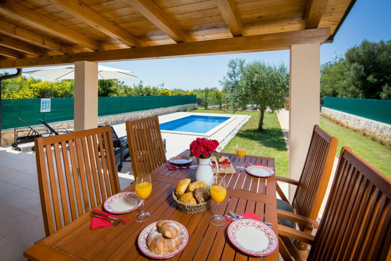 House Jozefina With Pool Apartment Rovinj Ngoại thất bức ảnh