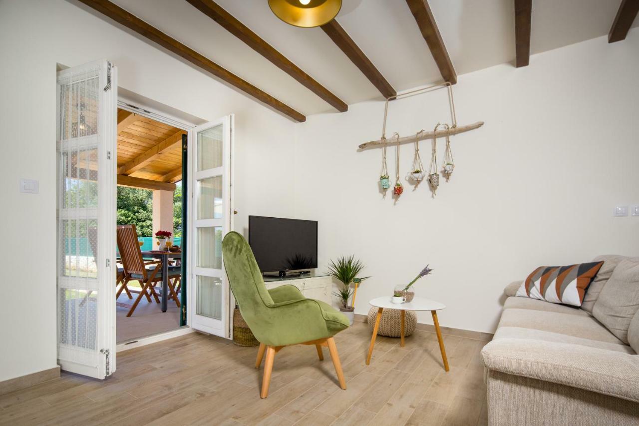 House Jozefina With Pool Apartment Rovinj Ngoại thất bức ảnh